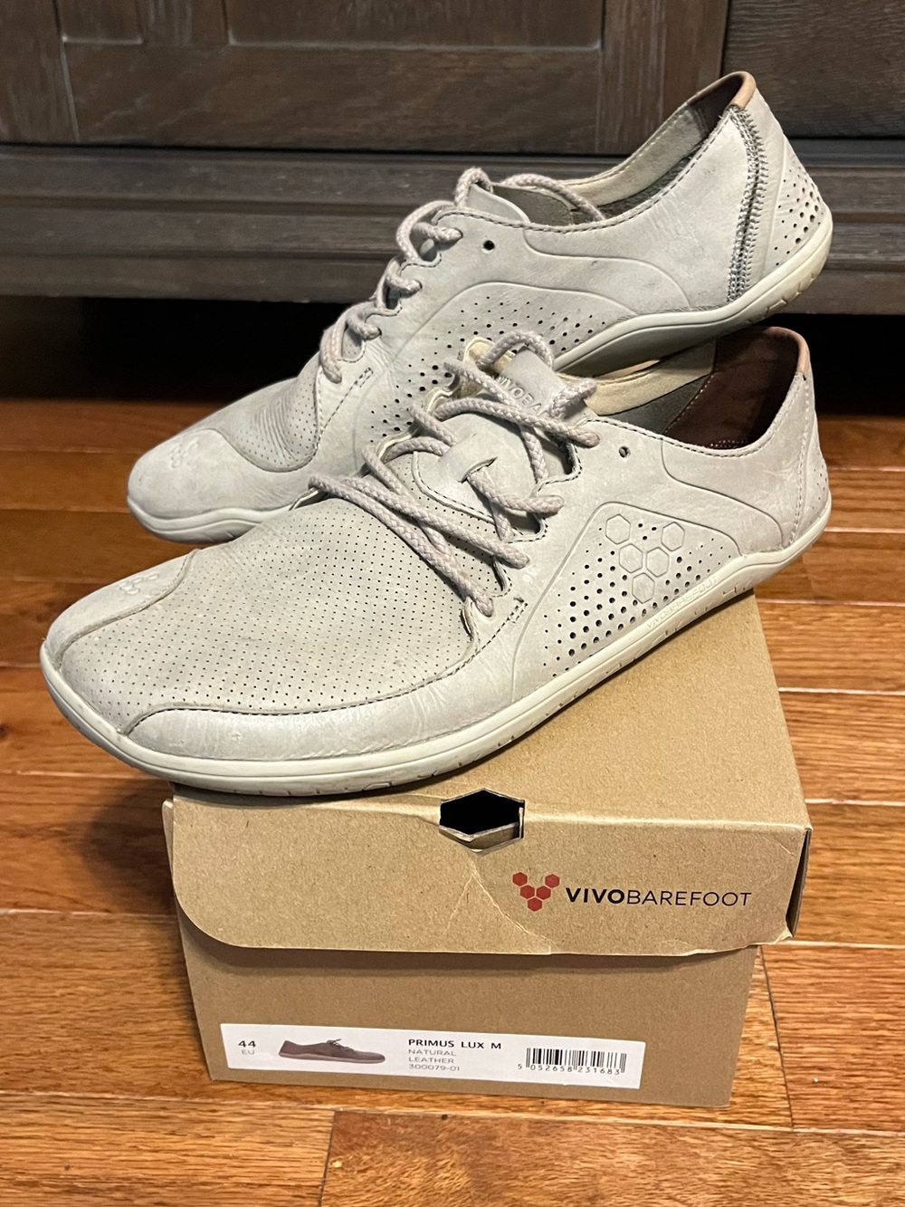 Vivo Barefoot Men’s Light Beige Primus Lux Leather